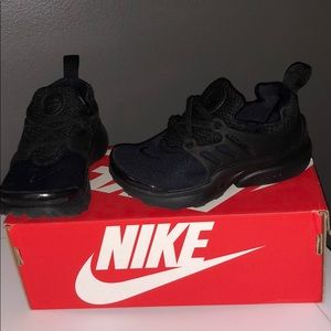 Nike prestos size 9c (children)